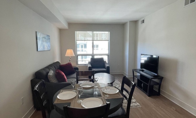 Pentagon City Apartamento | Luxurious Fully Furnished Move-In-Ready in Luxurious Apartment