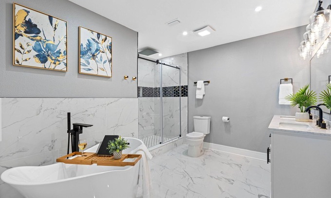 Temple Terrace Casa | Luxurious Golf Course Retreat