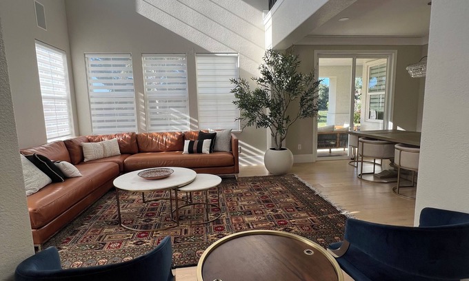 Fairfield Casa | Luxurious Golf Course Retreat