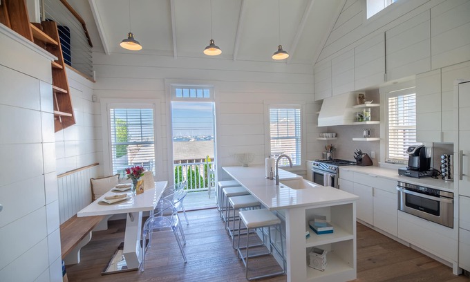 Nantucket Town Cabaña | CENTRO DE NANTUCKET Harbour View Cottage! Camina y anda en bicicleta a todo