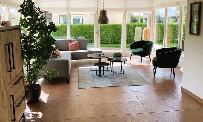 Koudum Casa | Casa vacacional adaptada a niños en Koudum cerca del lago