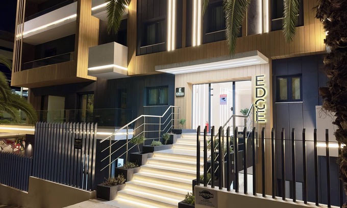 Filopappou Apartamento | Luxurious Home | Shared Rooftop Pool and Gym by TT