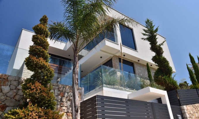 Necujam Villa | Luxurious Island Villa in Solta