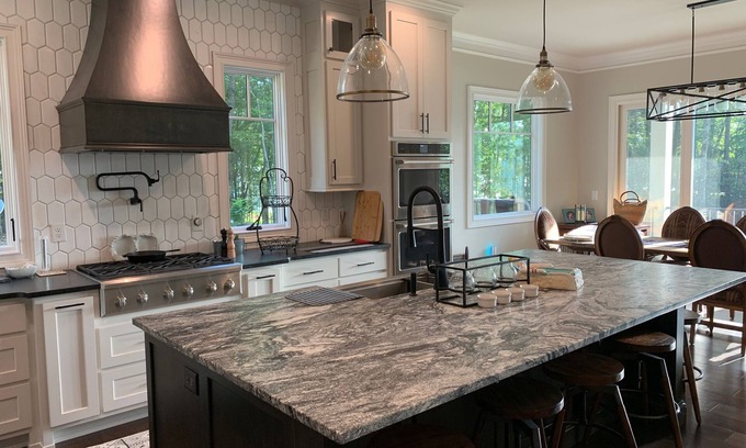 Lake Oconee Casa | Luxurious Lake Oconee Family Getaway!