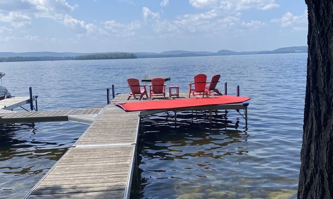 Belgrade Casa | Luxurious lakefront home with 750' of spectacular frontage on Great Pond