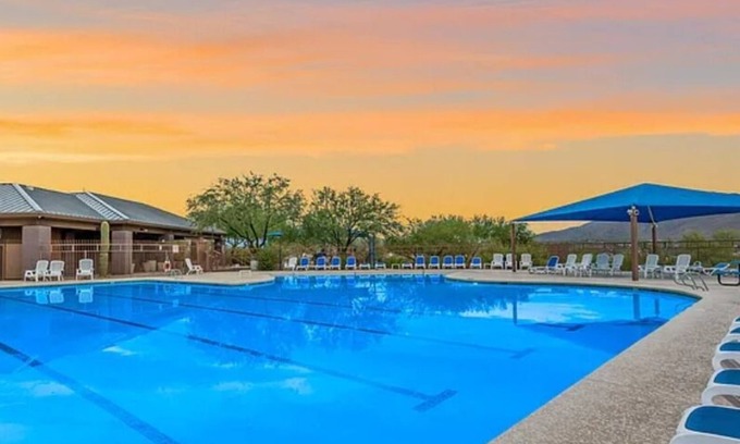 Civano Casa | LUXURIOUS Like-New Home in Tuscon AZ