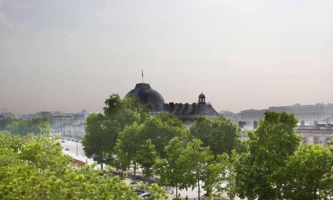 Faubourg Saint-Germain Apartamento | Lujosas vistas al Champ de Mars, Eiffel y Ecole Militaire, balcones, aire C