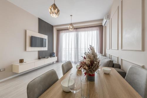Blloku Apartamento | Luxurious Panoramic Apartment
