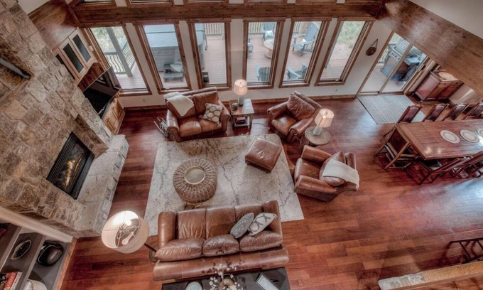 Three Peaks Casa | Luxurious private home in Raven Golf Club