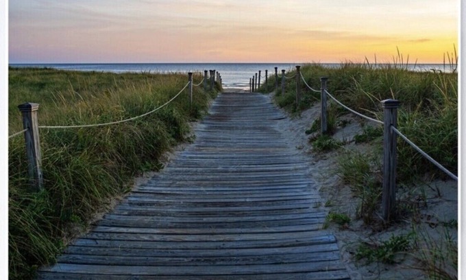 Sagamore Beach Casa | Luxurious Quiet Cape House