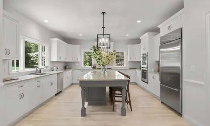 Fairfield Casa | Luxurious Renovated Farm House!