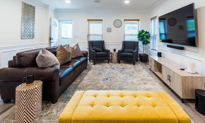 Lambertville Casa | Luxurious Retreat, Parking, Restaurants, Near New Hope, 1mile Delaware River