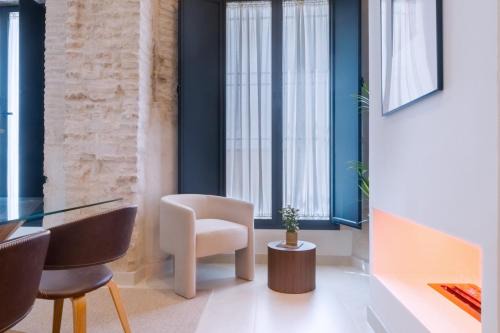 San Bartolome Apartamento | Luxurious studio located in Casa Pilatos