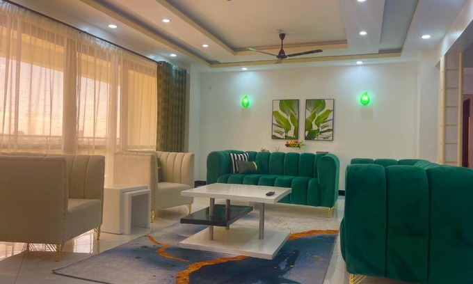 Nyali Apartamento | Luxurious three bedroom Apartment