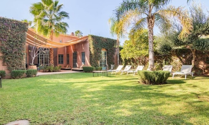 El Aggada Villa | Lujosa villa exclusiva en Marrakech con piscina tranquila sin vecinos