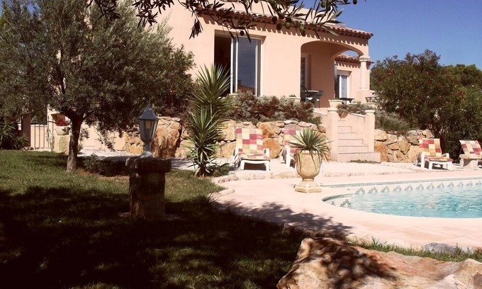 Beziers Villa | Villa de lujo en campo de golf con piscina privada, terraza, jardín en Béziers