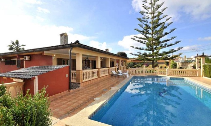 Badia Gran Villa | Lujosa villa con piscina en Bahía Grande