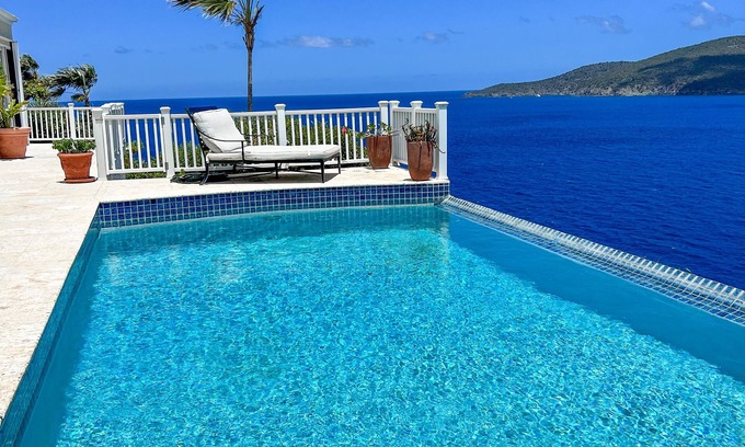 Estate Peterborg Villa | Villa de lujo con impresionantes vistas al mar