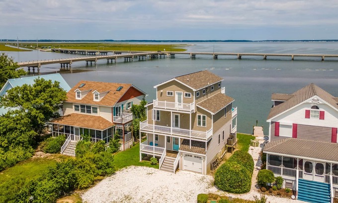 Chincoteague Casa | Luxurious Waterfront on Marsh Island!