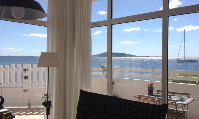 Meze Apartamento | Luxurious waterfront studio (3 meters from the pond) - unique location