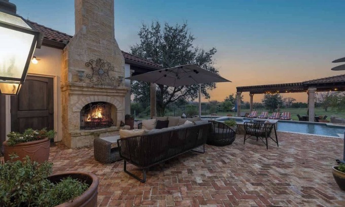 Fredericksburg Casa | Luxurious Watershaus Ranch - Pool and Hot Tub, Fireplaces, Stunning Views!