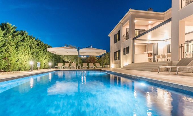 Sukosan Villa | Luxurious Zadar Villa | 5 Bedrooms | Villa Tranquil Adore | Private Heated Pool & Billiards Table | Dalmatia