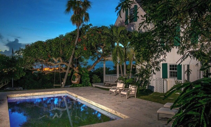 Governor's Harbour Casa | Finca histórica de lujo restaurada con vistas al puerto y al océano
