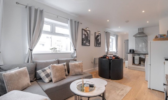 Bromley Common and Keston Apartamento | Apartamento-Baño privado-Lujoso-Vista a la Ciudad