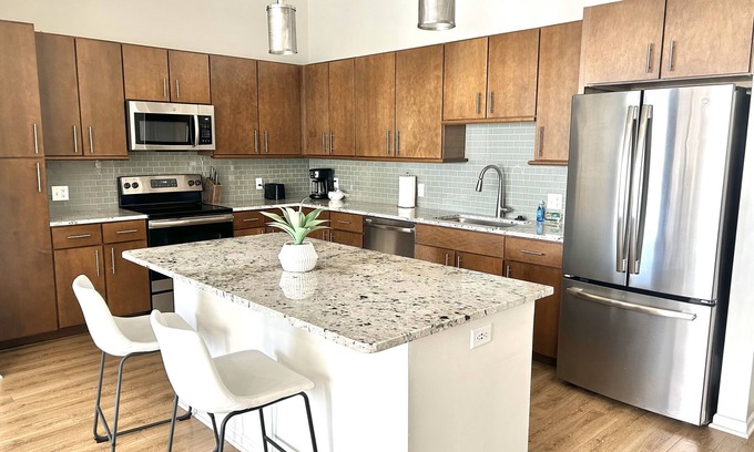 Leawood Apartamento | Luxury 1-bedroom apartment in prime Leawood location