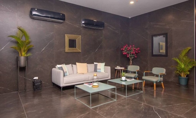 Marbella Apartamento | Luxury 1 bedroom apt with free parking