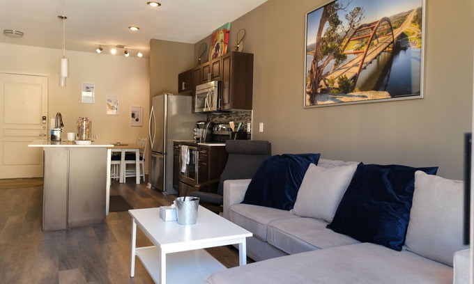 North Burnet Apartamento | Luxury 1 Bedroom at the Domain