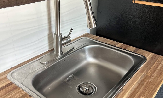 Brazoria Condominio | Luxury 1-bedroom Container Condo in brilliant Brazoria with AC, WiFi