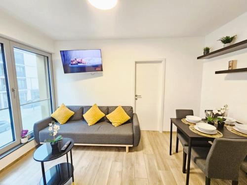 Gasperich Apartamento | Luxury 1 BR flat with parking