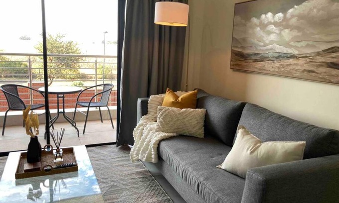 Kempton Park Apartamento | Luxury 1bed Serengeti OliveWood ORT Airport