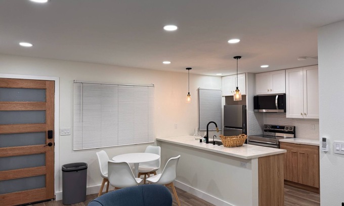 West Torrance Casa | Luxury 1BR/1BA Furnished Stay Near Redondo Beach