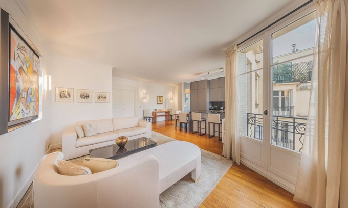 Gaillon Apartamento | Luxury 1BR very central elevator