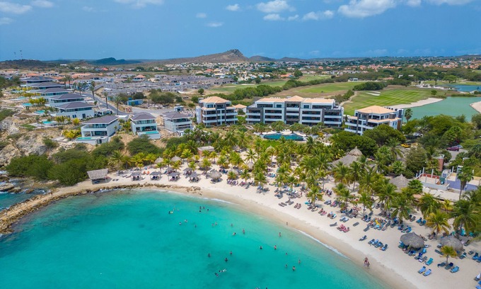 Sint Michiel Apartamento | The Shore Apartment: apartamento de lujo frente al mar en un campo de golf de 18 hoyos