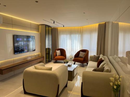 Agouza Apartamento | Luxury 2-BDR Hotel Apartment - Garden View - F