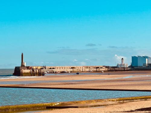 Margate Apartamento | Luxury 2 Bed Apartment with Stunning Sea View Steps from Old Town and Dreamland
