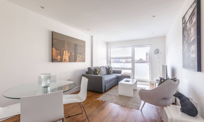 Finsbury Park Apartamento | Luxury 2-Bed Flat w/ Parking