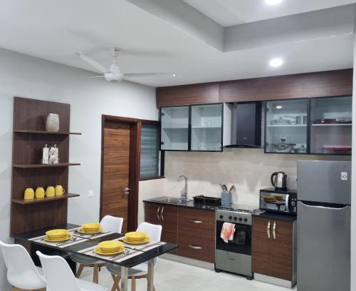 Kotu Apartamento | Luxury 2 bedroom, 2 bathroom seaside Apartment in Aquaview Complex