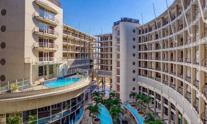 Durban Point Apartamento | LUXURY 2 BEDROOM APARTMENT - DBN THE SAILS WATERFRONT