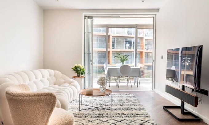 Queenstown Apartamento | Luxury 2 Bedroom Flat in Battersea Power Station!
