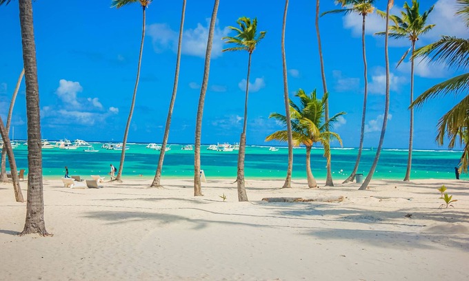 Bavaro Apartamento | Luxury 2 Bedrooms 4 Guest pool+wifi OCEAN VIEW