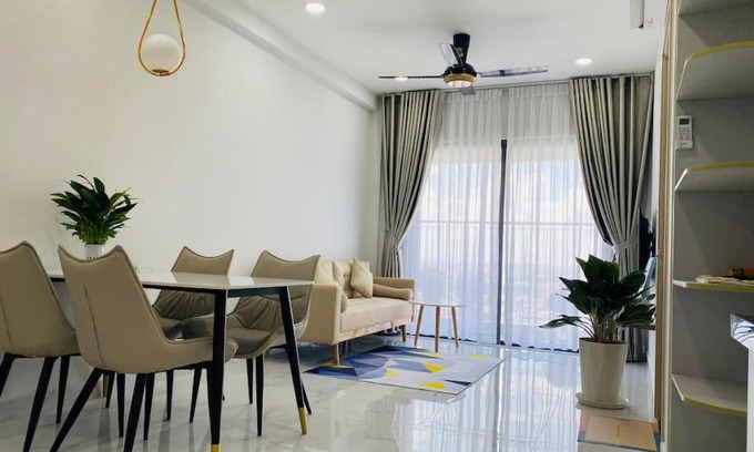 Di An Apartamento | Luxury 2 King BD, 2WC, Swimming pool, Di An City, Binh Duong