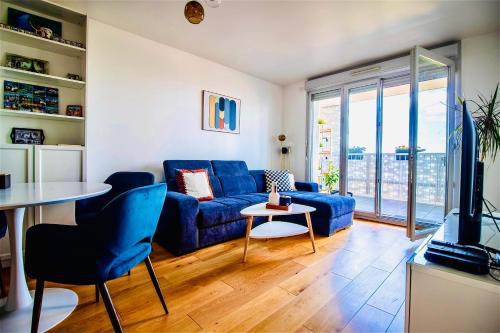 Puteaux Apartamento | Luxury 2 rooms Apartment with balcony