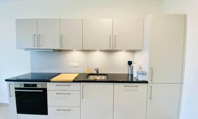 Hollerich Apartamento | Luxury 2023 Flat in city center. Parking