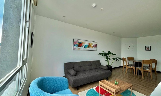 La Colón Apartamento | Apartamento de Lujo 2 Hab + Gimnasio y Vistas | Cerca Embajada España