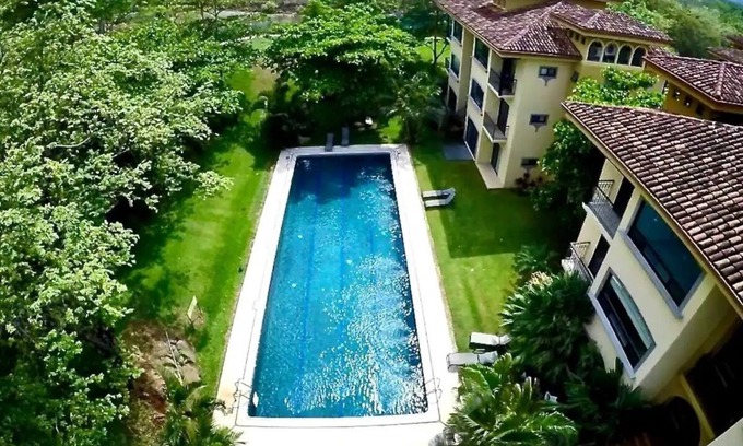 Tamarindo Apartamento | Luxury 2BR Retreat Near Tamarindo: Pool View, Modern Comfort, and Prime Location