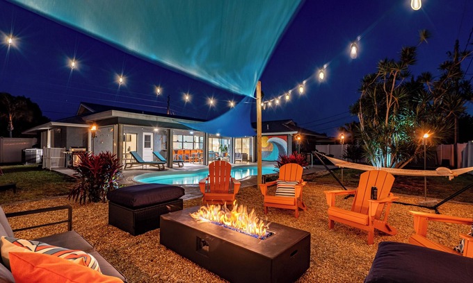 Port Saint Lucie Casa | Luxury 3/2 Private Home - Dog Friendly - Heated Pool - Fire Pit - by Beach, Golf